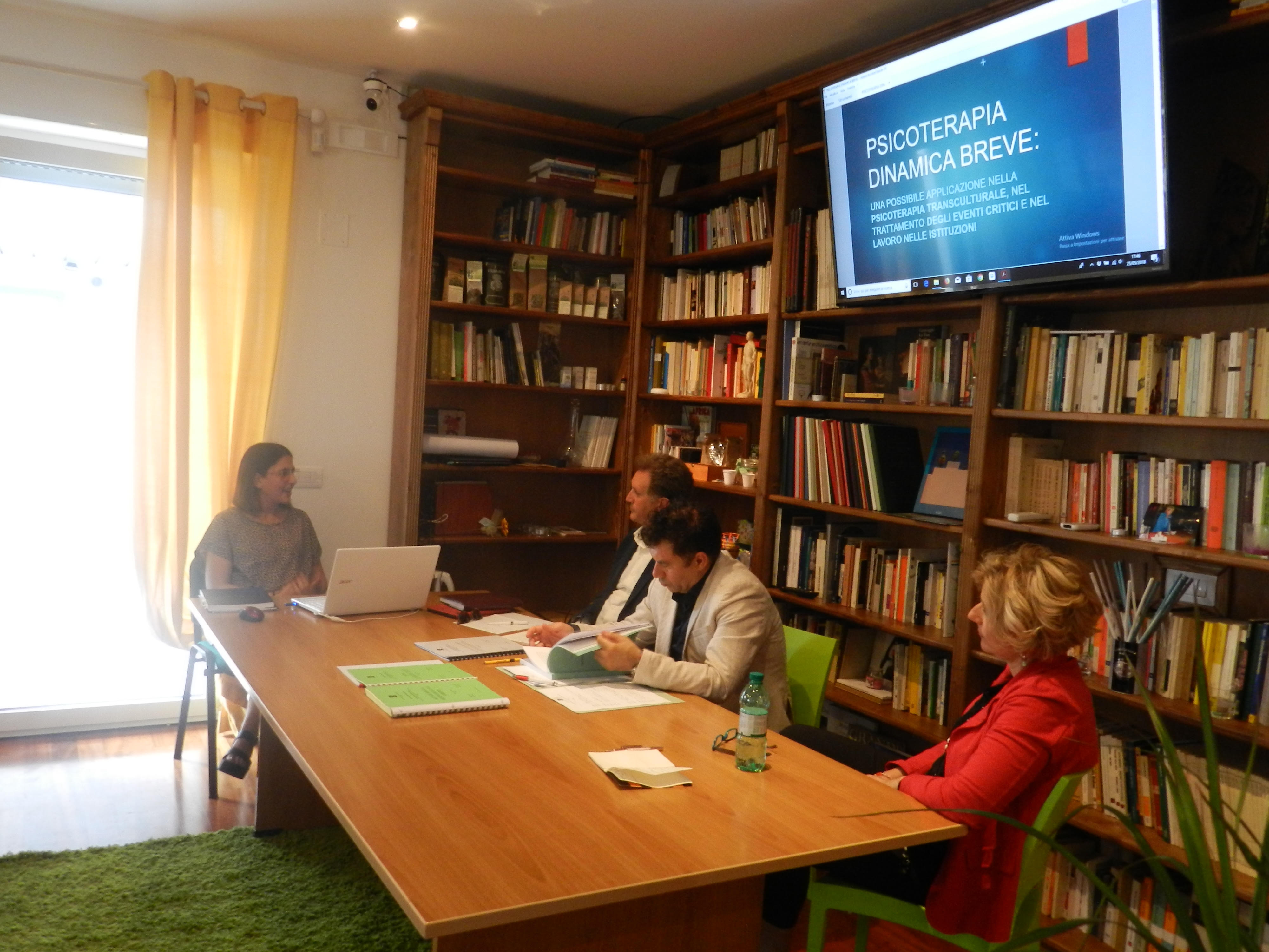 Sessione tesi di Specializzazione in Psicoterapia Dinamica Breve-IAF Pescara (3)